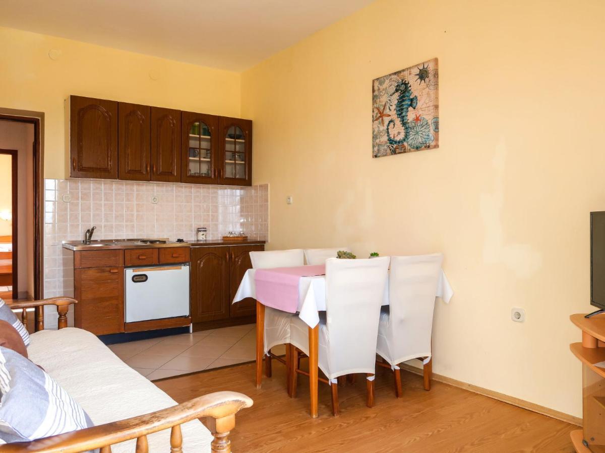 Apartment Andrija - Rab313 By Interhome Rab Town Eksteriør billede